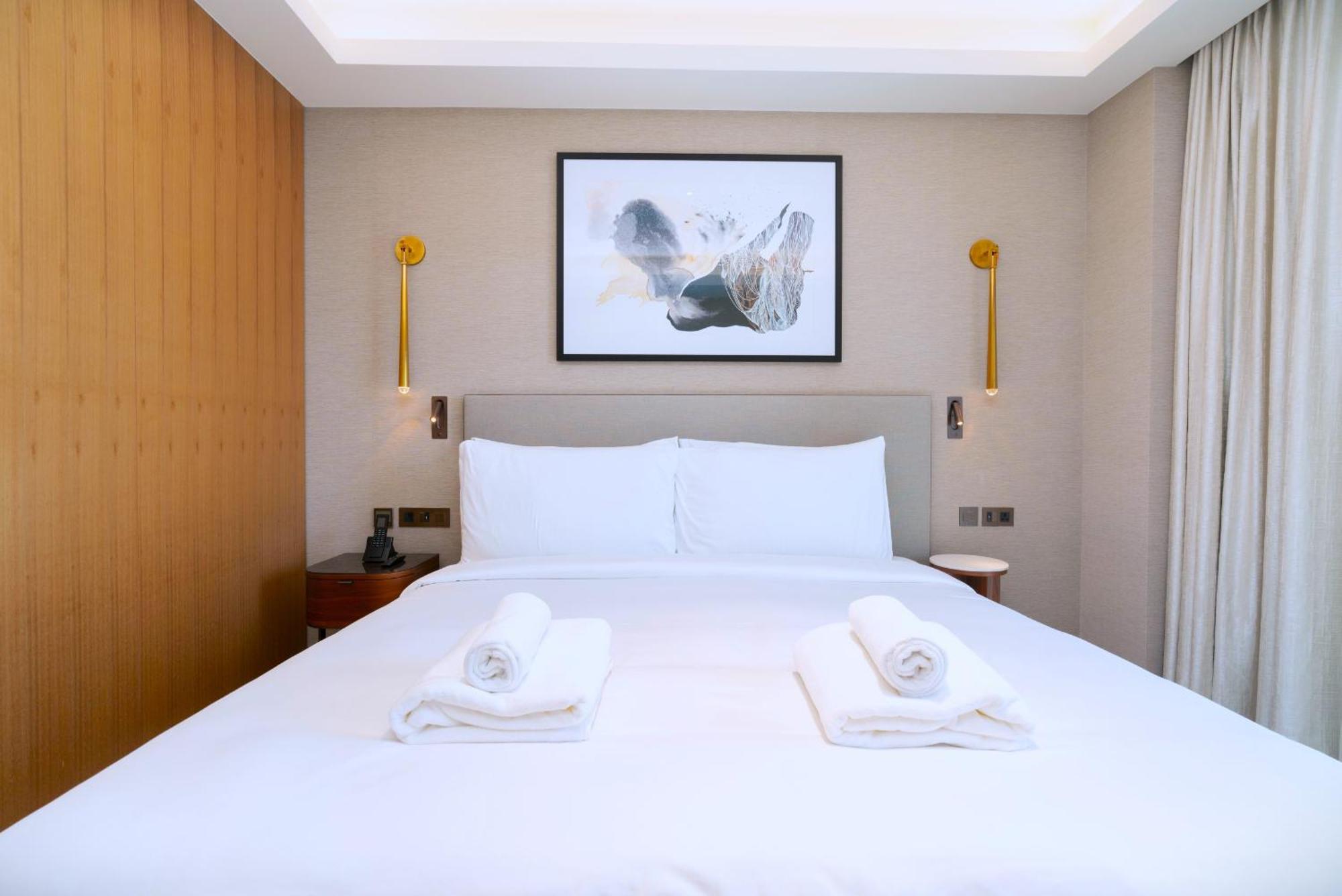 313 Beyond Luxury Dubai
