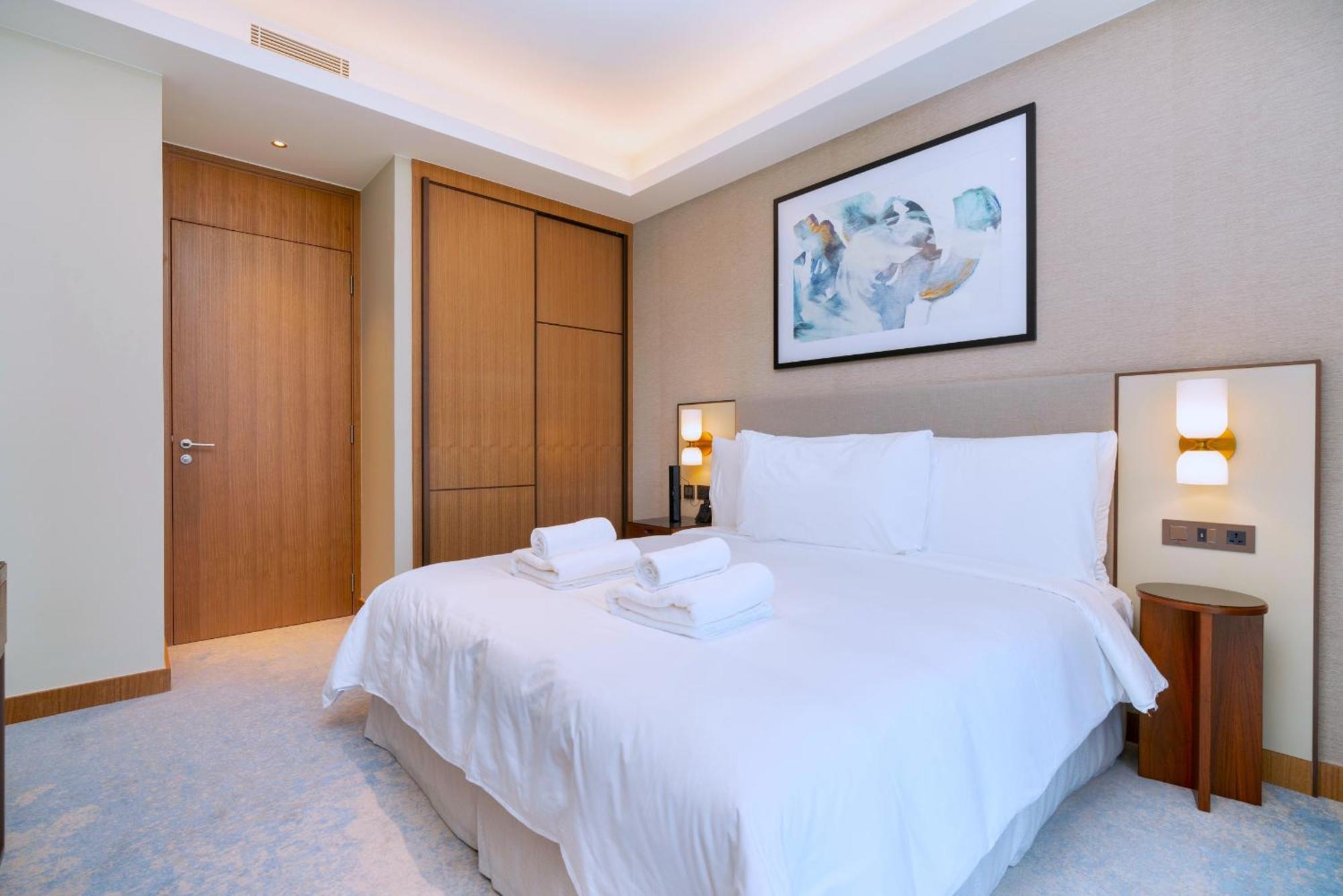 313 Beyond Luxury * Dubai